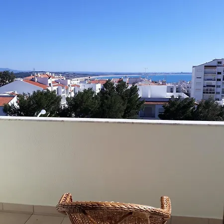 With 2 Bedrooms In Lagos, With Wonderful Sea View, Balcony A Lagos